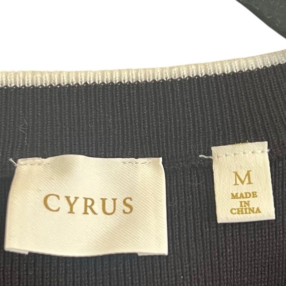 Cyrus NYC Black Contrast Piping Sleeveless Cardigan Sweater Vest NWT Medium - Picture 5 of 10